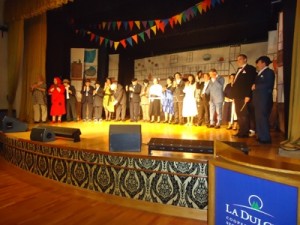 El elenco completo de El Conventillo de la Paloma que fue ovacionado en el Centro de Convenciones.